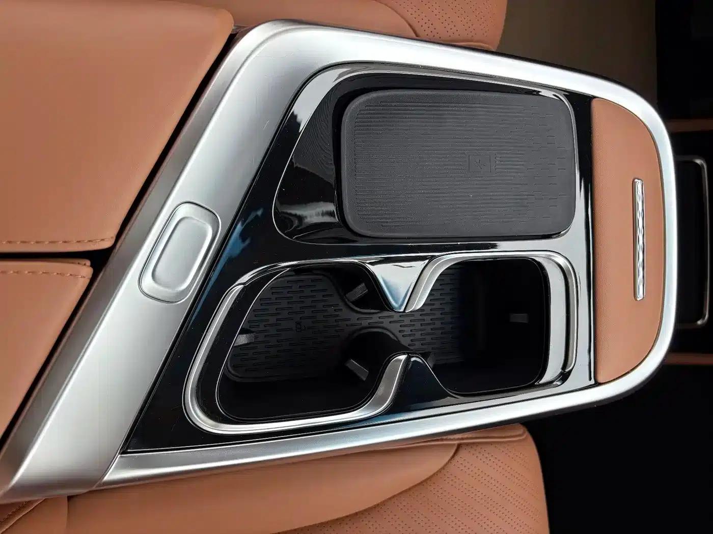 Everyone 9 2024 Super Hybrid Long Range Forest Edition 7-Seater — миниатюра 12