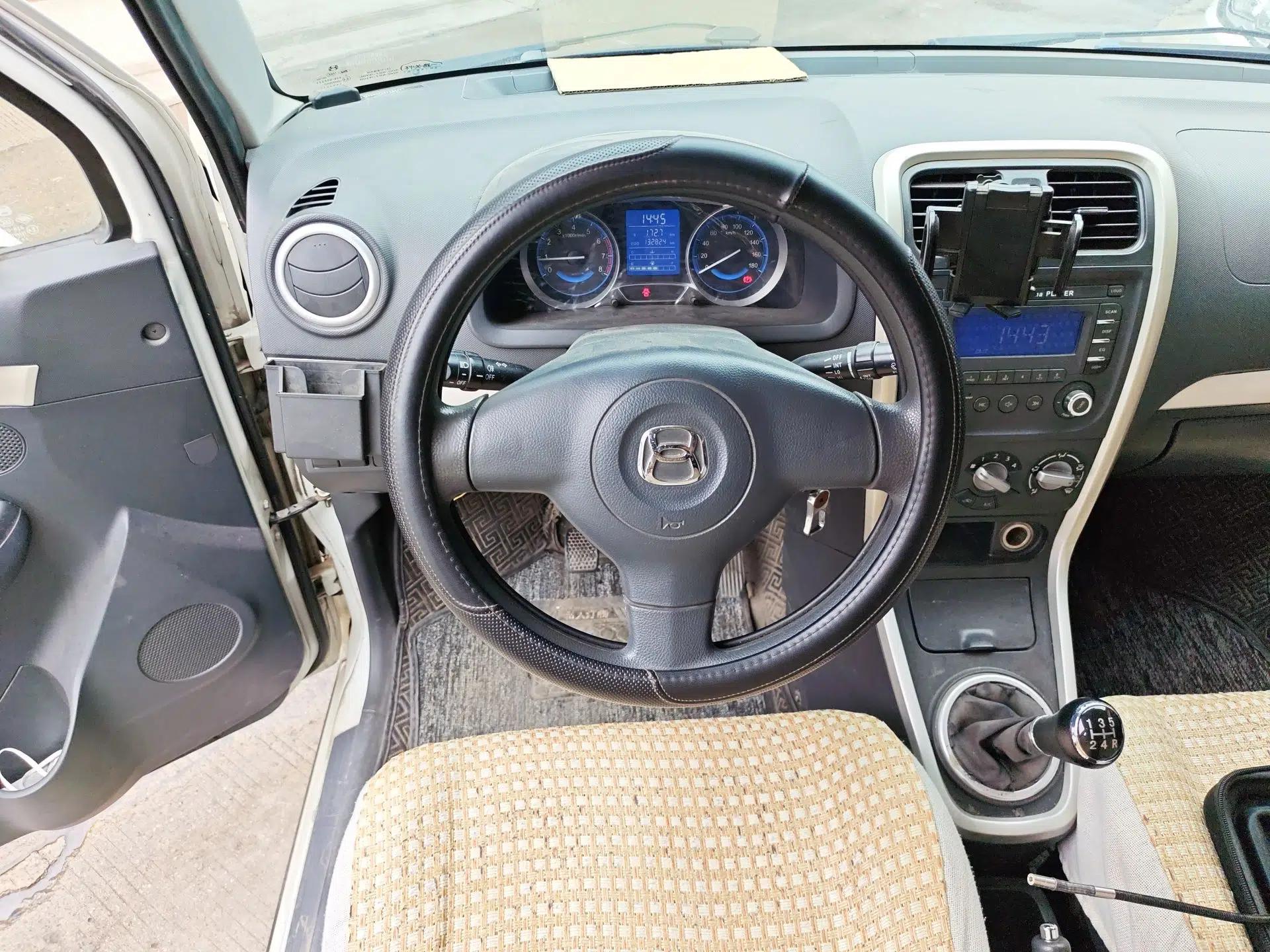Suzuki Wagon R X5 2016 1.4L Entry Model China V Standard — миниатюра 11