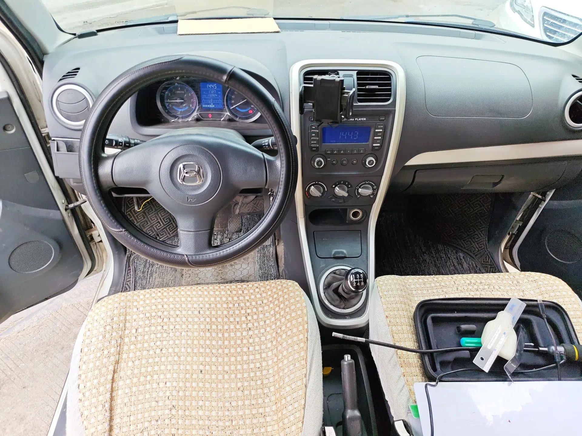 Suzuki Wagon R X5 2016 1.4L Entry Model China V Standard — миниатюра 10