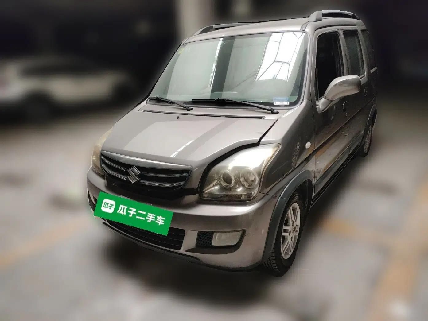 Suzuki Wagon R X5 2013 Luxury Edition 1.4L Standard Model — миниатюра 1