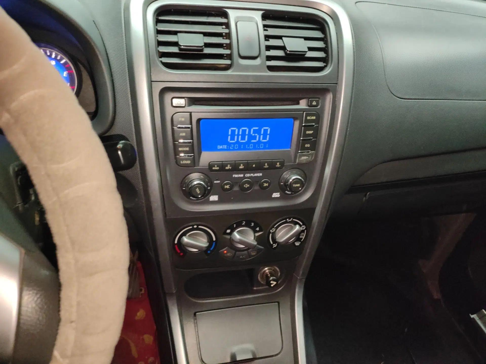 Suzuki Wagon R X5 2013 Luxury Edition 1.4L Standard Model — миниатюра 14