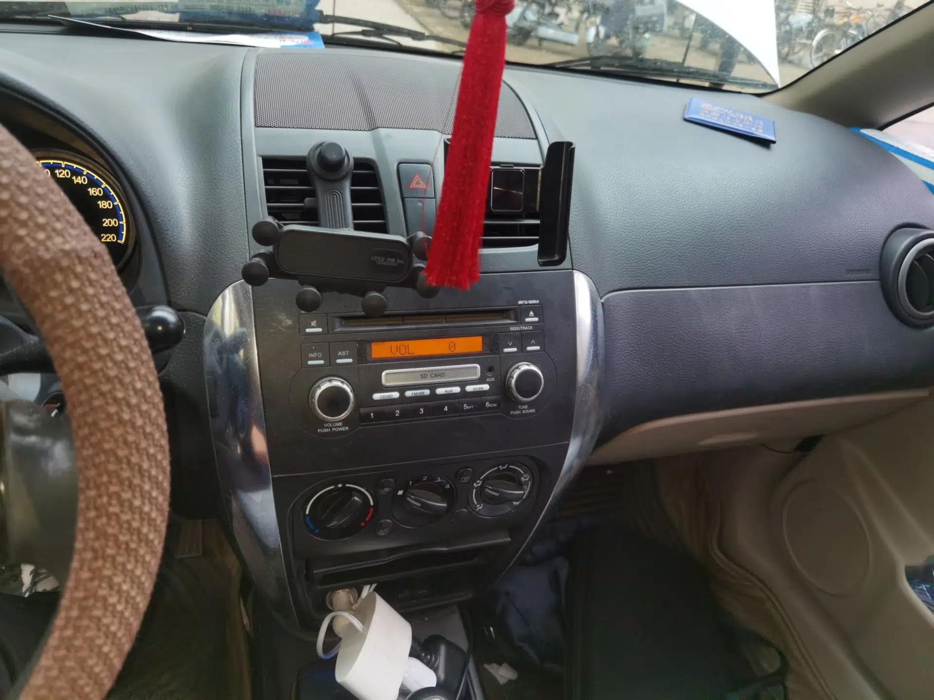 Suzuki SX4 S-Cross 2011 1.6L Automatic Luxury Version — миниатюра 14