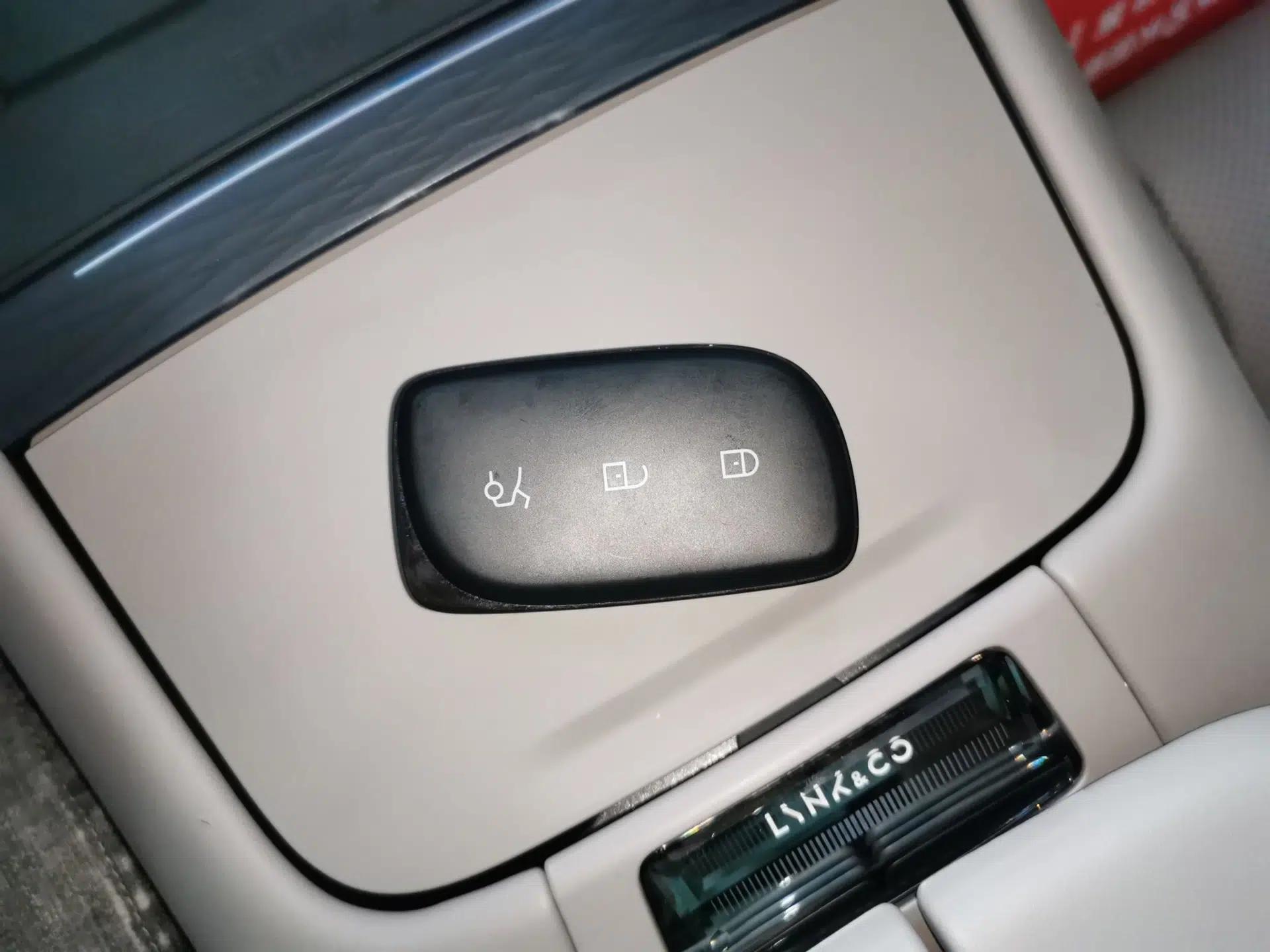 Lynk & Co Z10 2025 95 kWh 806 km Range Rear-Wheel Drive Advanced Driver-Assistance System Max — миниатюра 12