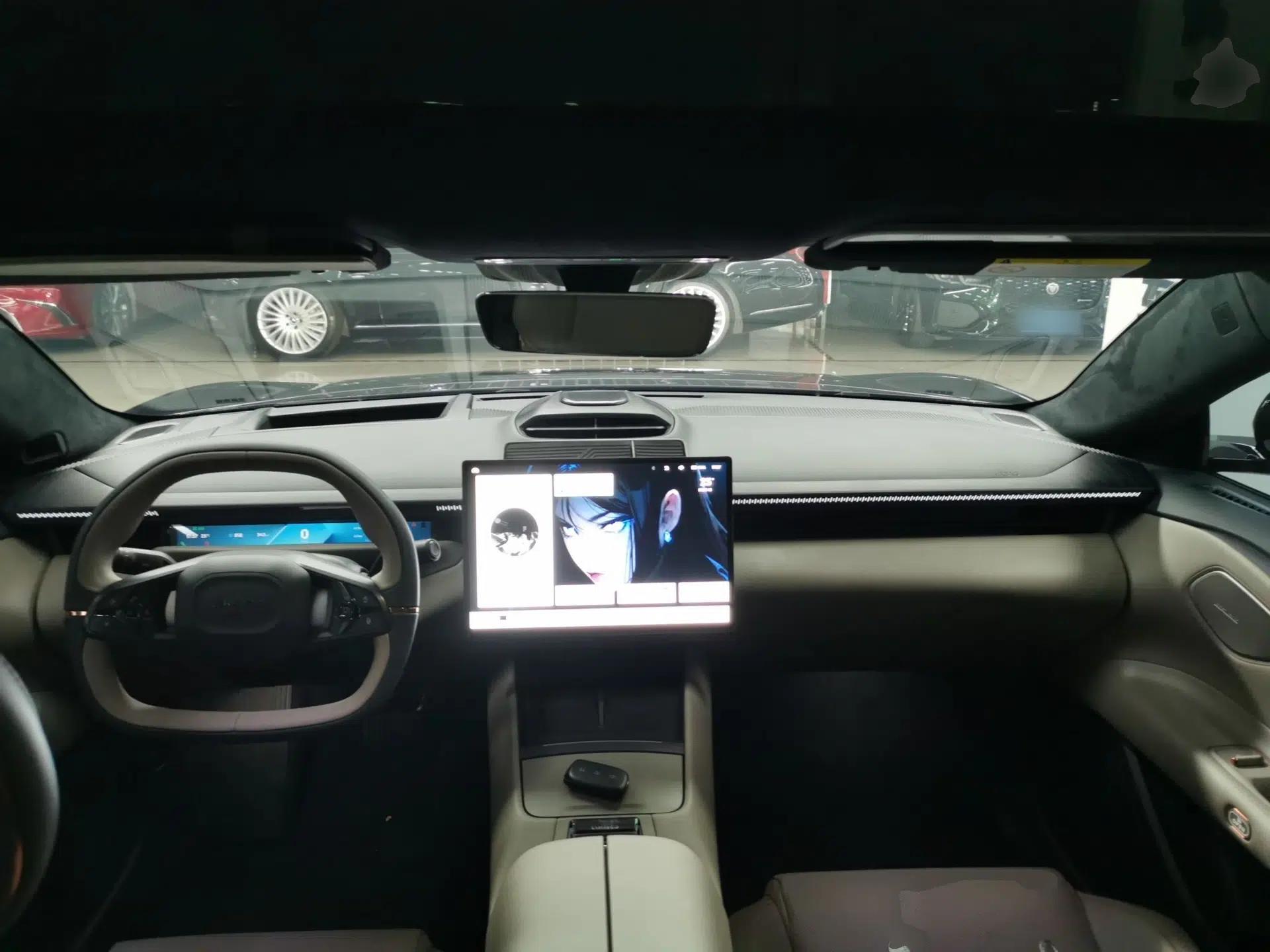 Lynk & Co Z10 2025 95 kWh 806 km Range Rear-Wheel Drive Advanced Driver-Assistance System Max — миниатюра 13
