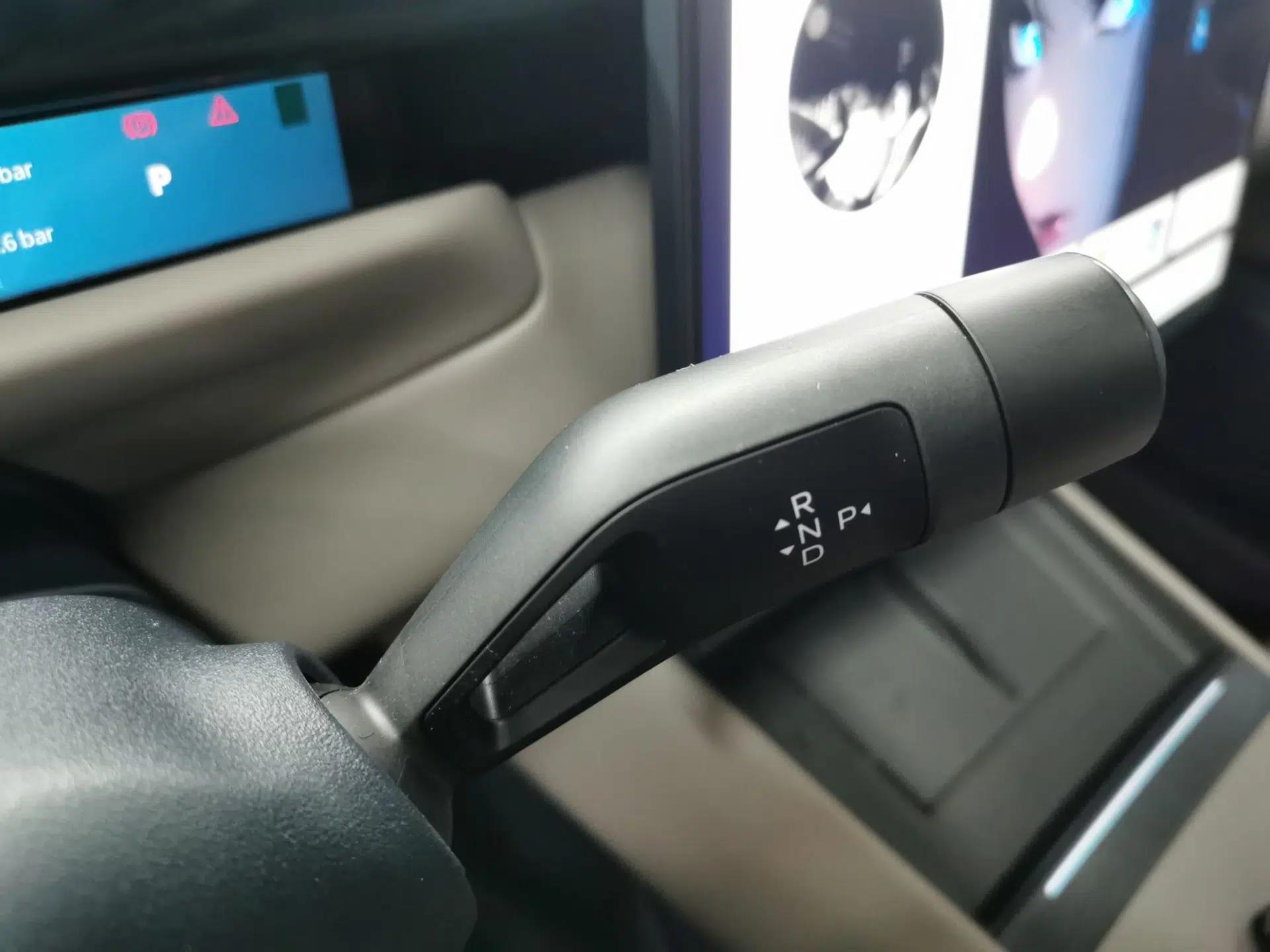 Lynk & Co Z10 2025 95 kWh 806 km Range Rear-Wheel Drive Advanced Driver-Assistance System Max — миниатюра 17
