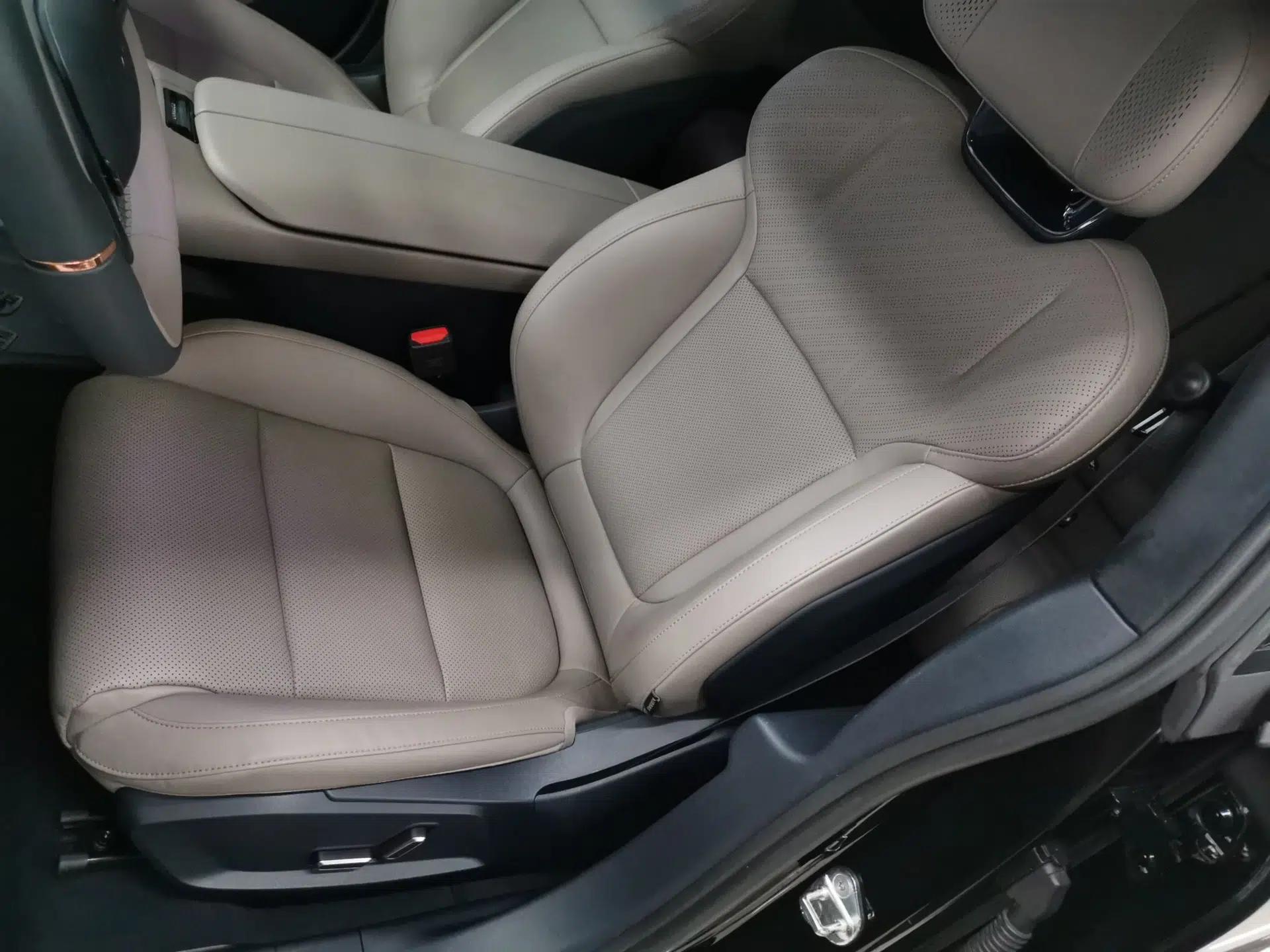 Lynk & Co Z10 2025 95 kWh 806 km Range Rear-Wheel Drive Advanced Driver-Assistance System Max — миниатюра 18