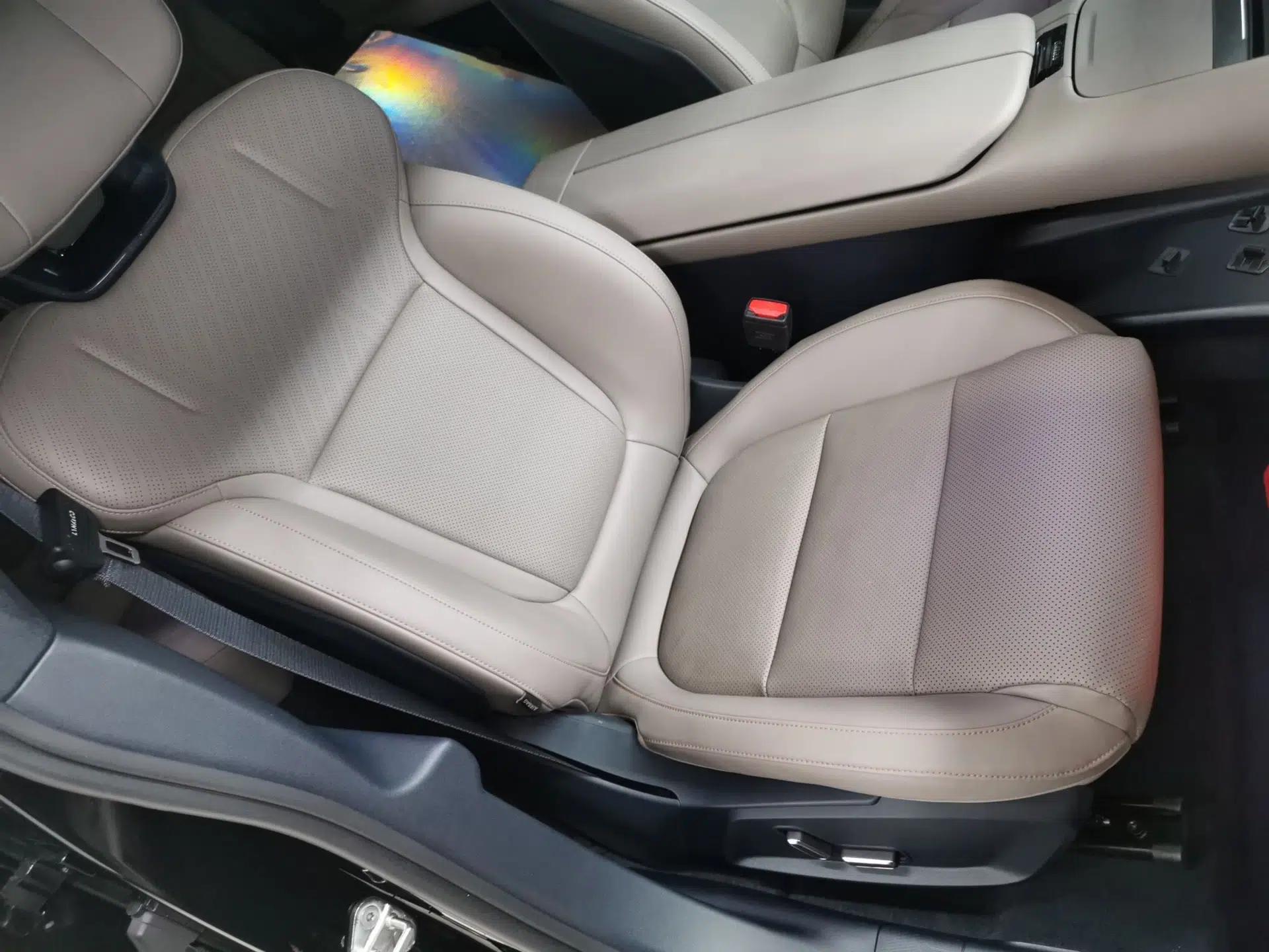 Lynk & Co Z10 2025 95 kWh 806 km Range Rear-Wheel Drive Advanced Driver-Assistance System Max — миниатюра 23