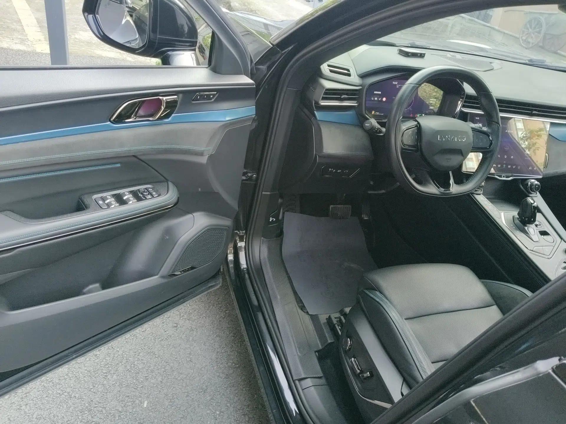 Lynk & Co 05 EM-P 2021 1.5TD PHEV HALO — миниатюра 19