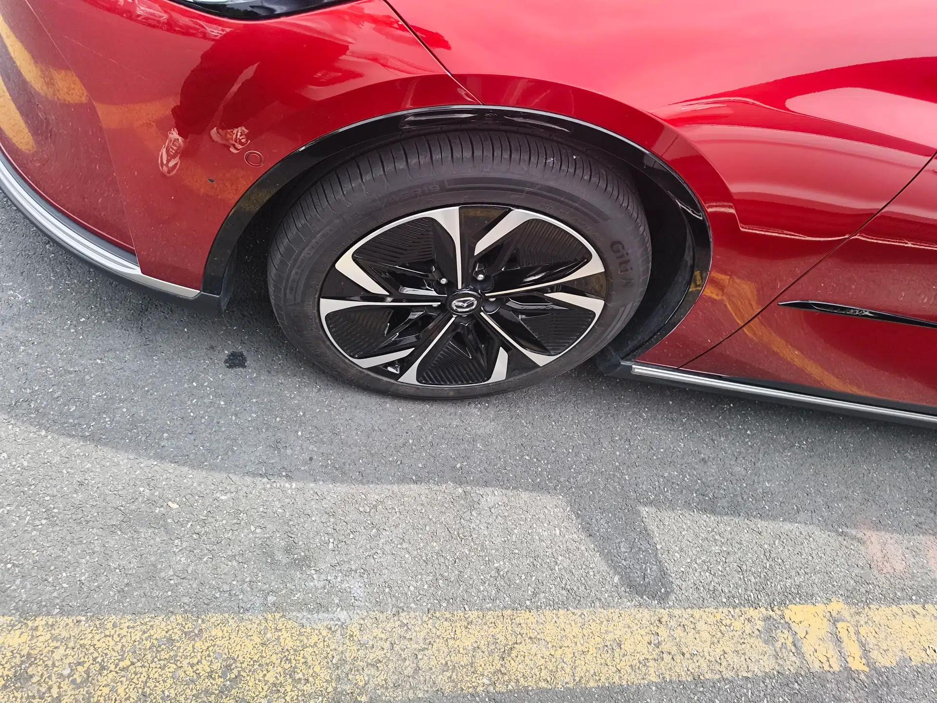 Mazda EZ-6 2024 Pure Electric 600 ZhiZun Edition — миниатюра 9