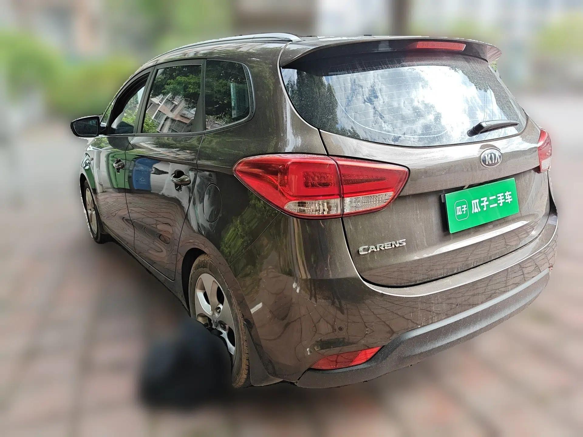 Kia Carens 2013 2.0L 5-Seater Automatic Standard Version China V Standard — миниатюра 4