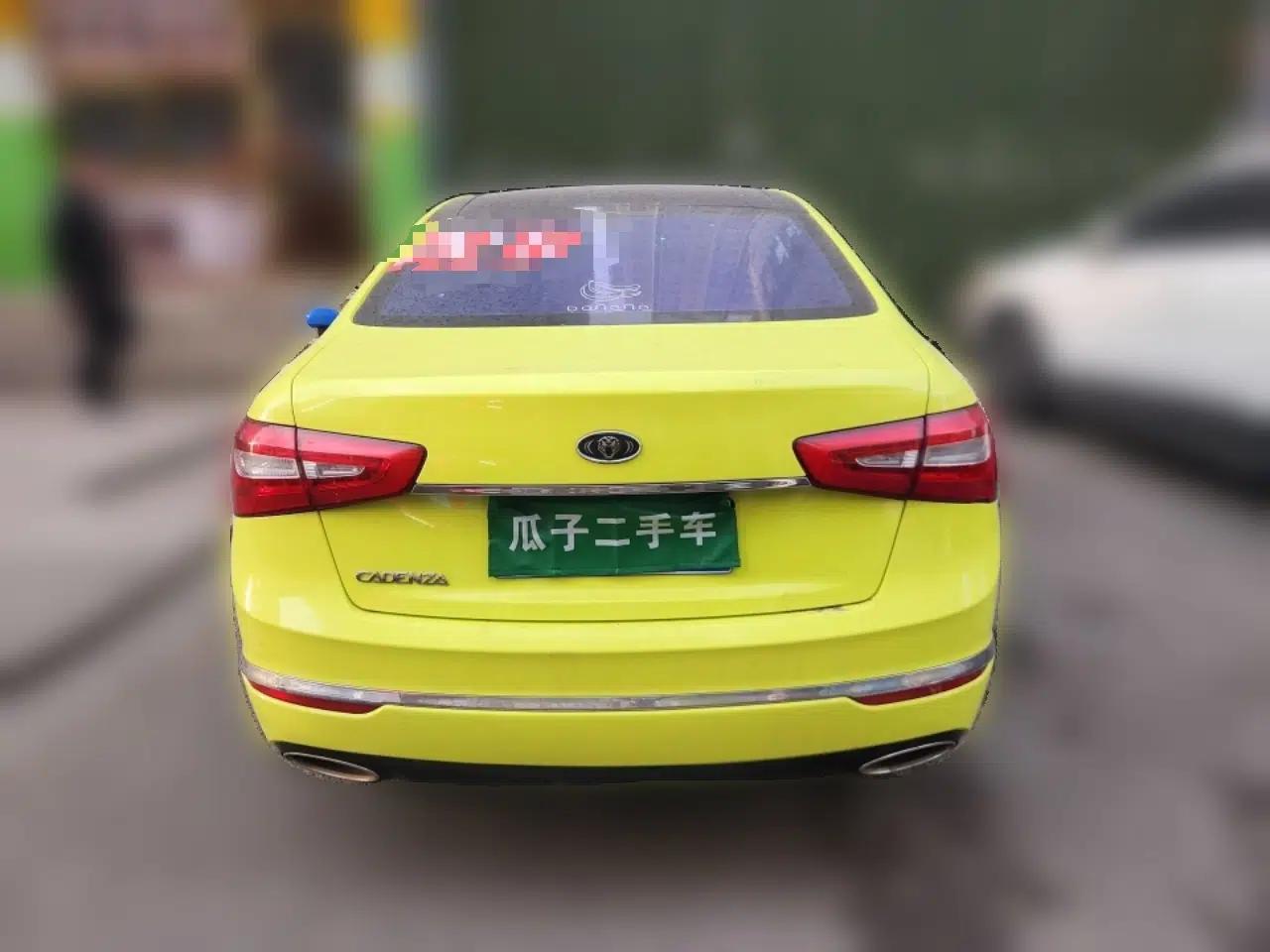Kia Cadenza 2013 2.4L Business Sunroof Version China IV Standard — миниатюра 5