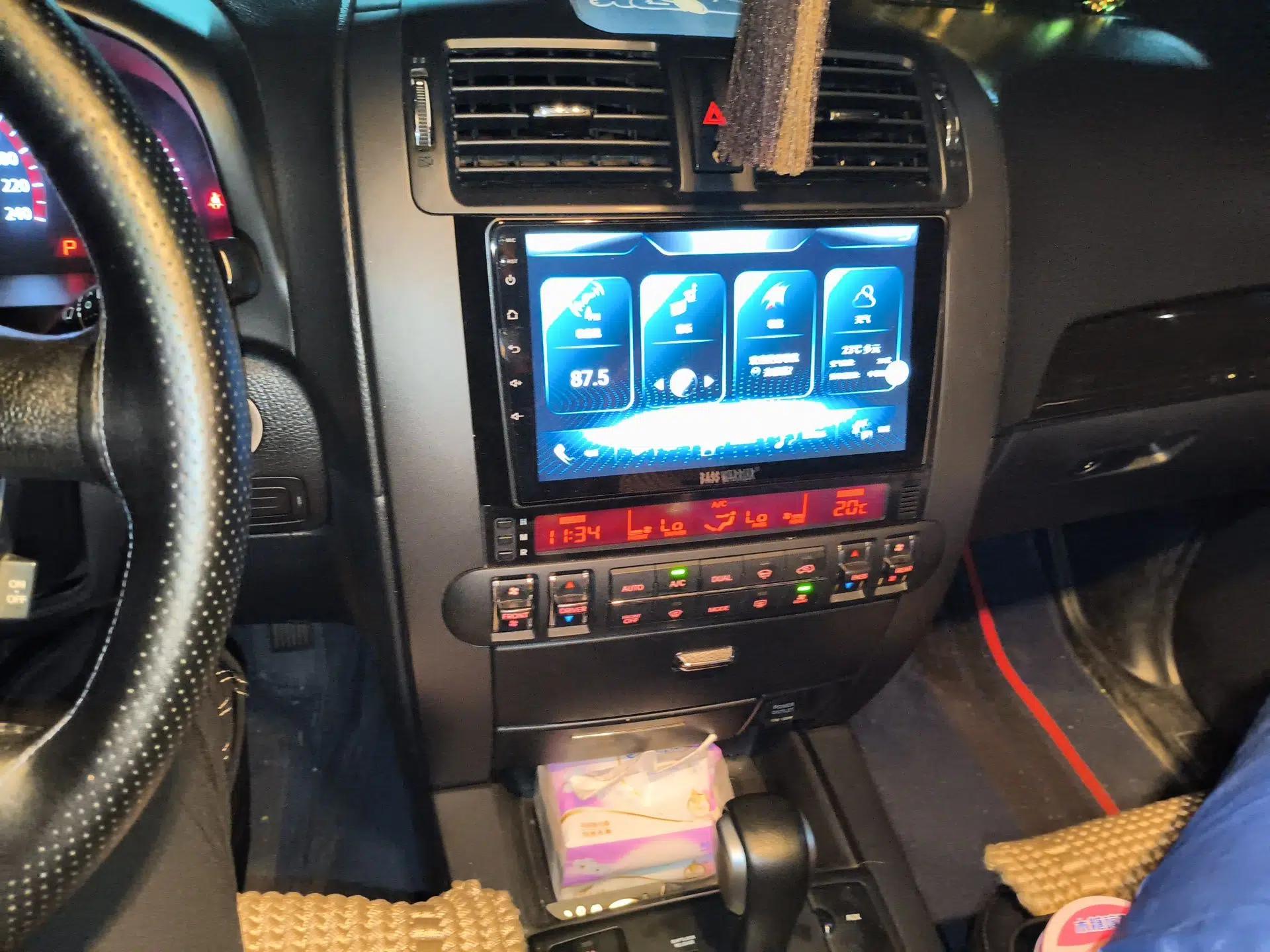 Kia Borrego 2008 3.8L Luxury Edition China IV — миниатюра 14