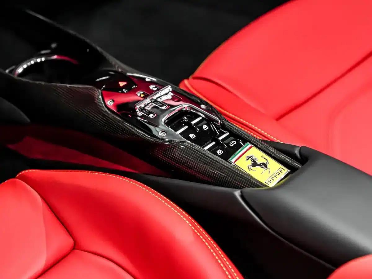 Ferrari 296 2022 3.0T V6 GTS — миниатюра 14