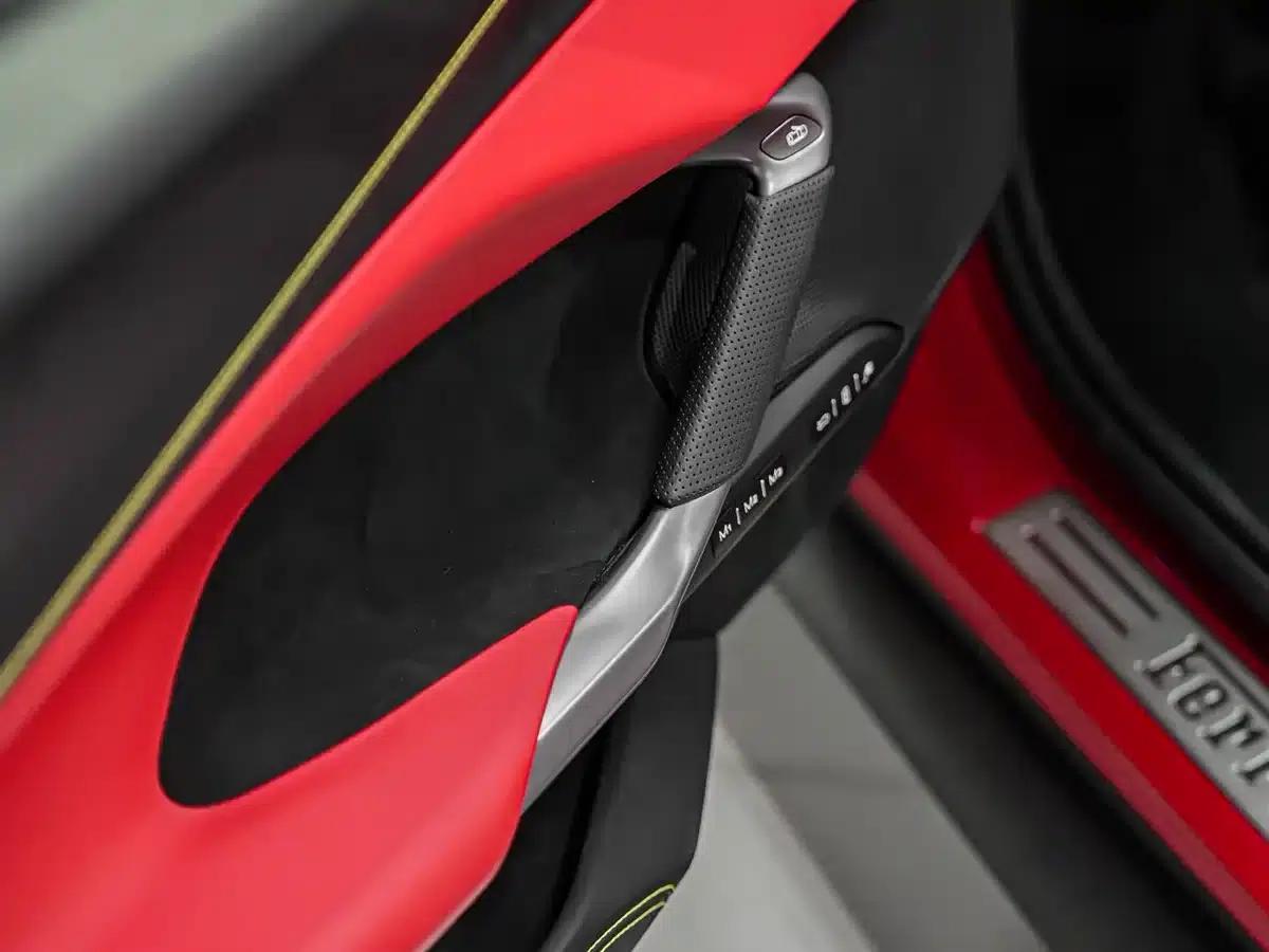 Ferrari 296 2022 3.0T V6 GTS — миниатюра 16