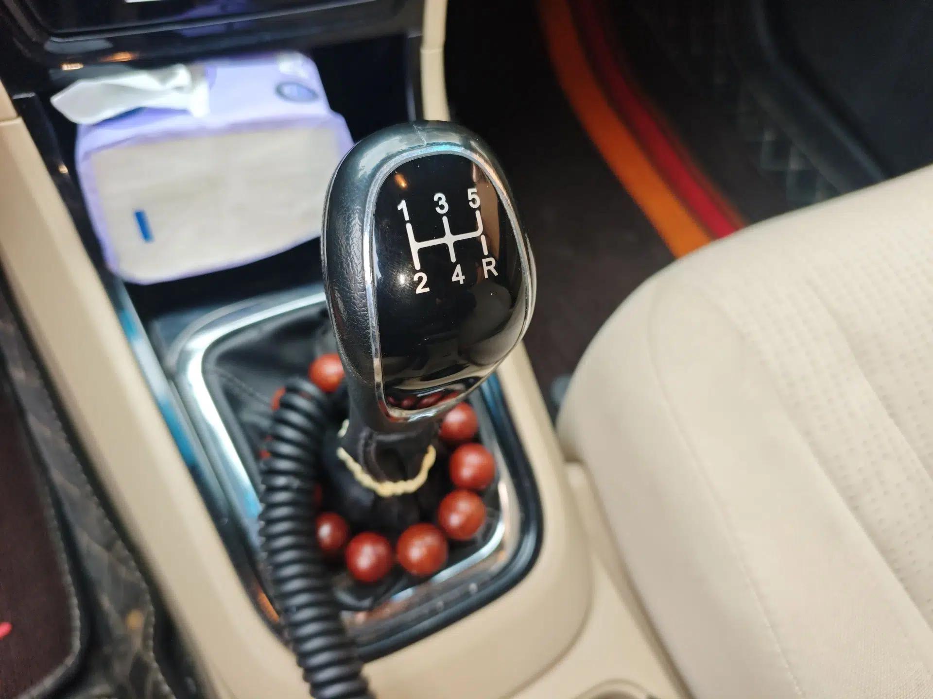 Chery E3 2015 1.5L Manual Fashion Model — миниатюра 15