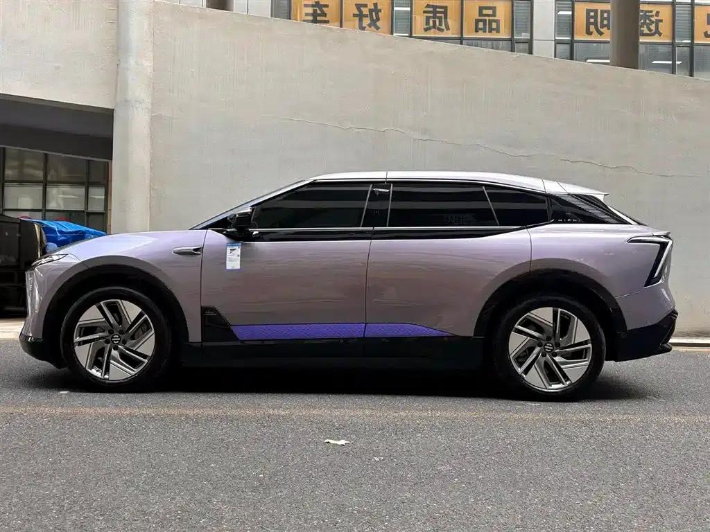 HiPhi Y 2023 560km Pioneer Edition — миниатюра 3