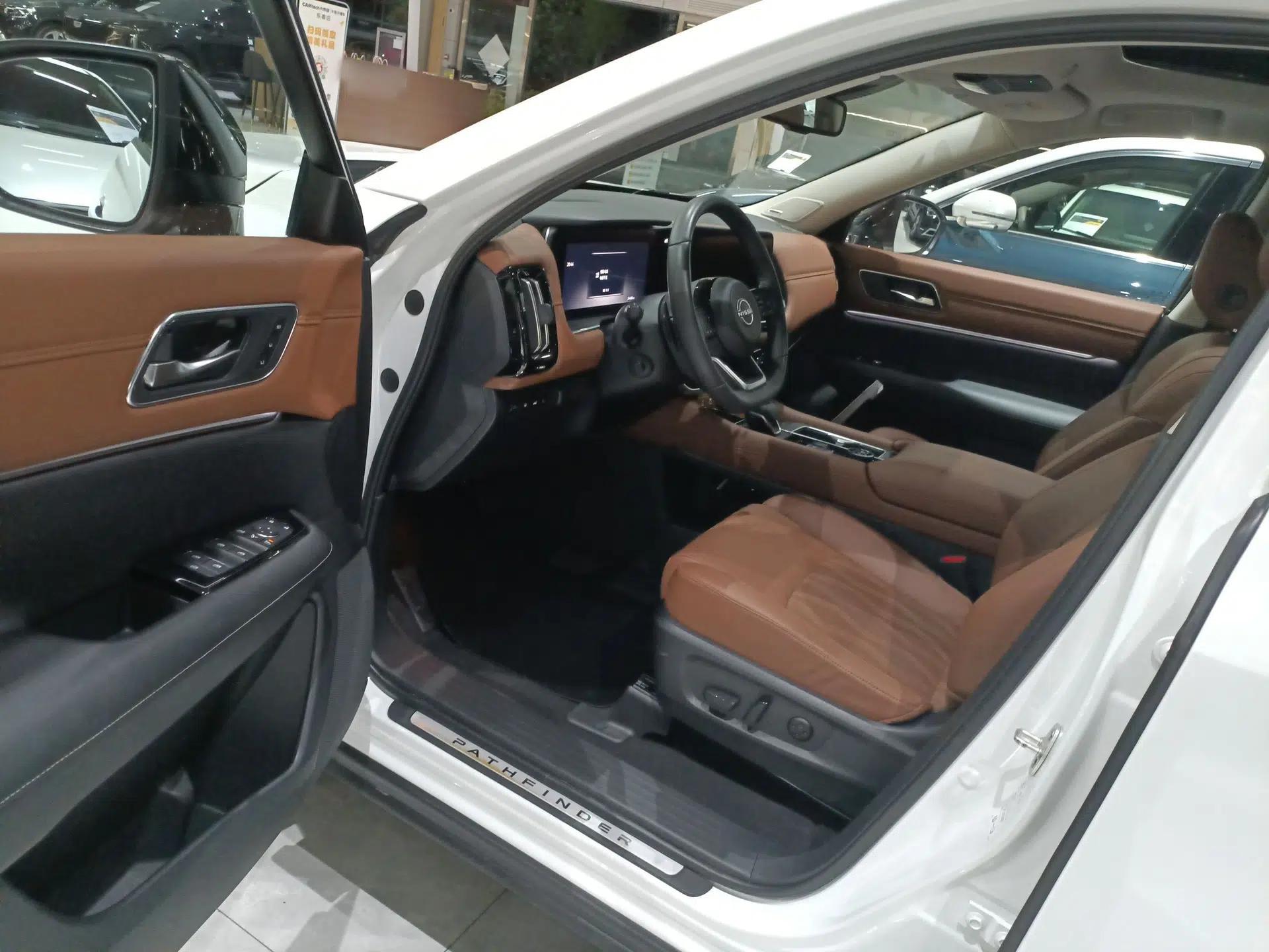 Nissan Pathfinder 2024 380 VC-TURBO Four-Wheel Drive Prestige Edition 6 Seats — миниатюра 19