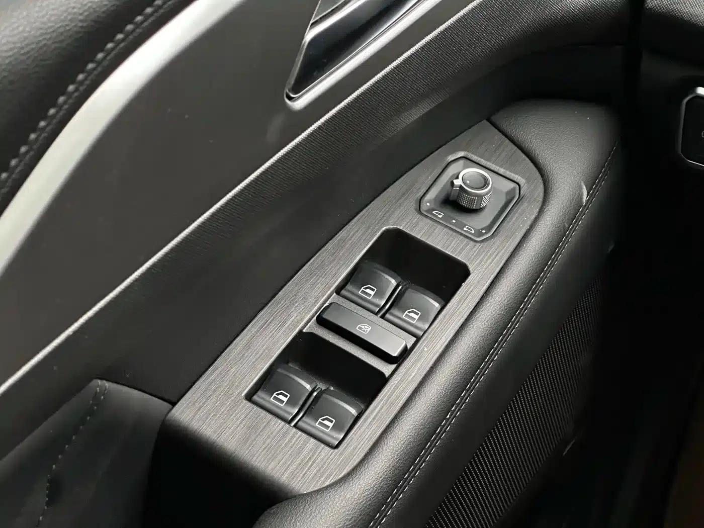 Haval H5 2023 2.0T Automatic 4WD (Gasoline) — миниатюра 18