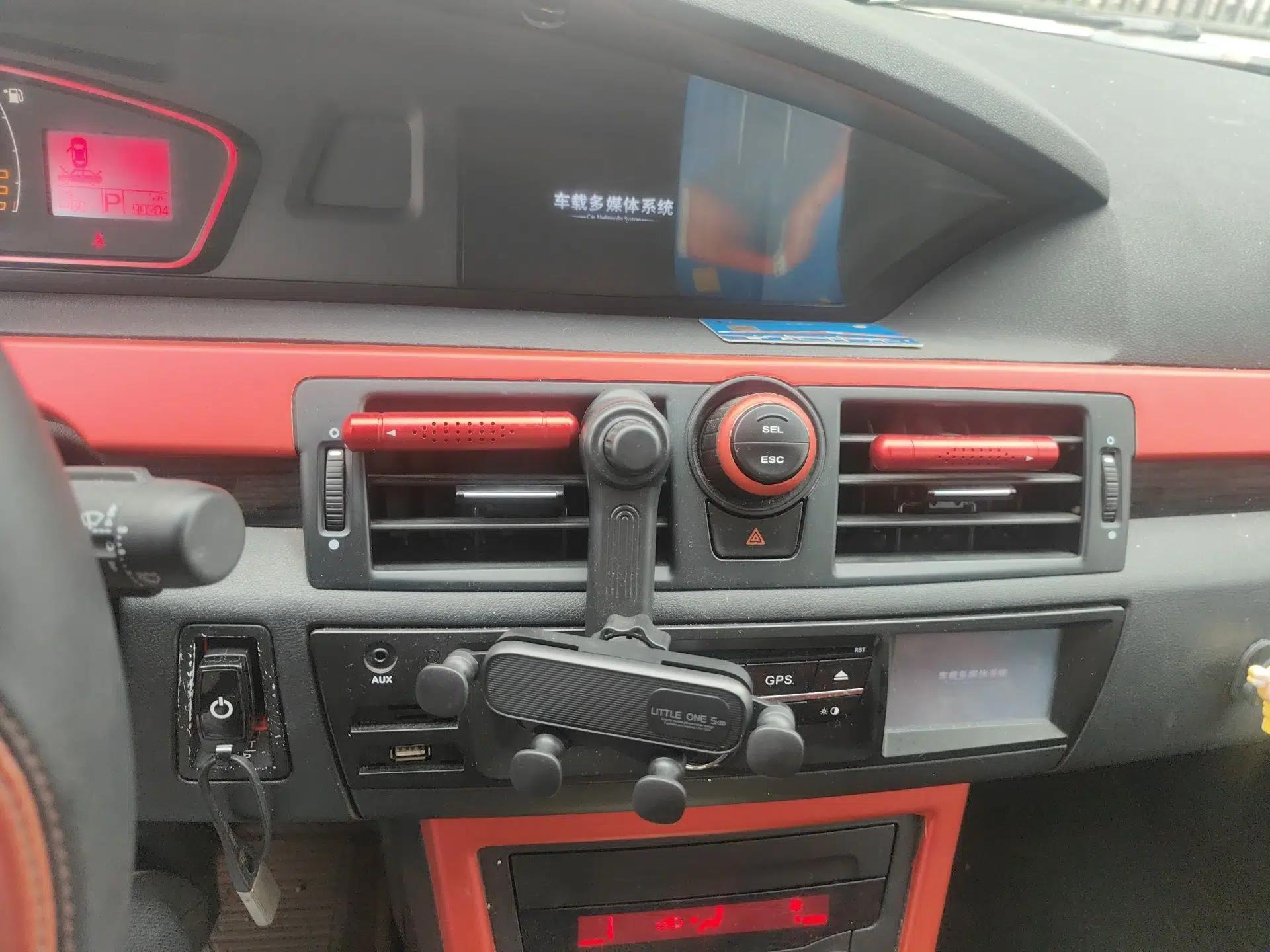 Roewe 550 2012 550 1.8L Automatic Value Edition — миниатюра 14