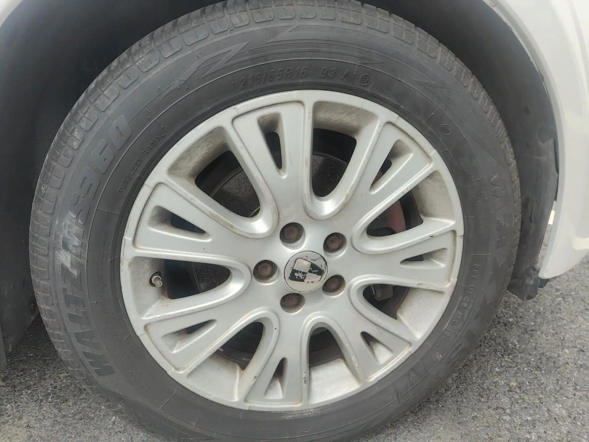Roewe 550 2012 550 1.8L Automatic Value Edition — миниатюра 8