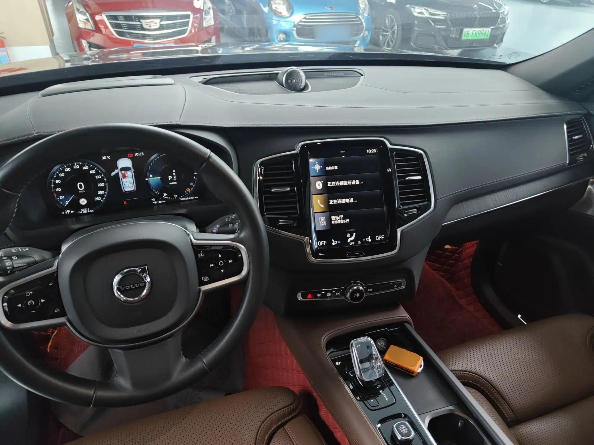 Volvo XC90 New Energy 2022 E-Drive Hybrid T8 Luxury Flagship 7-Seater — миниатюра 13
