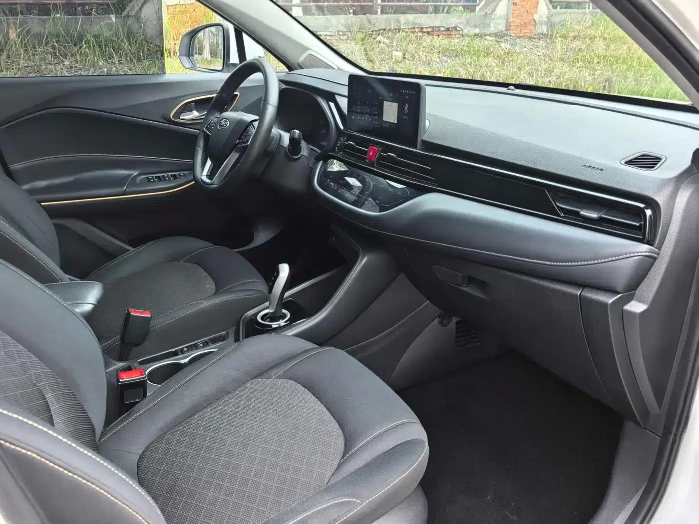 JAC iEVS4 2019 Luxury Edition — миниатюра 22