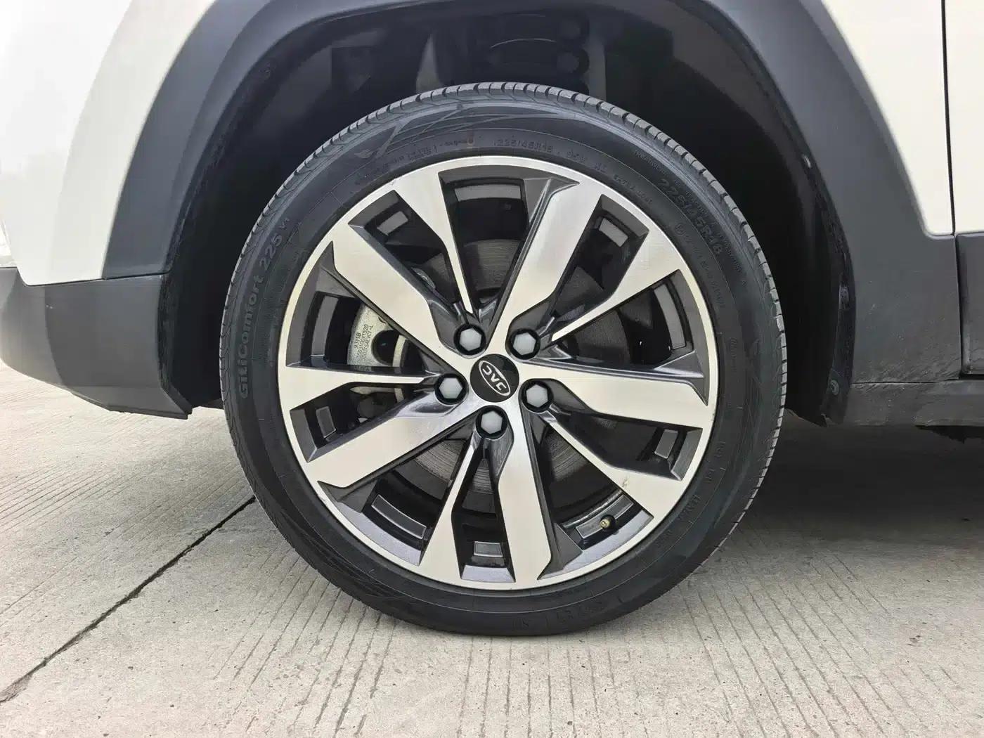 JAC iEVS4 2019 Luxury Edition — миниатюра 9