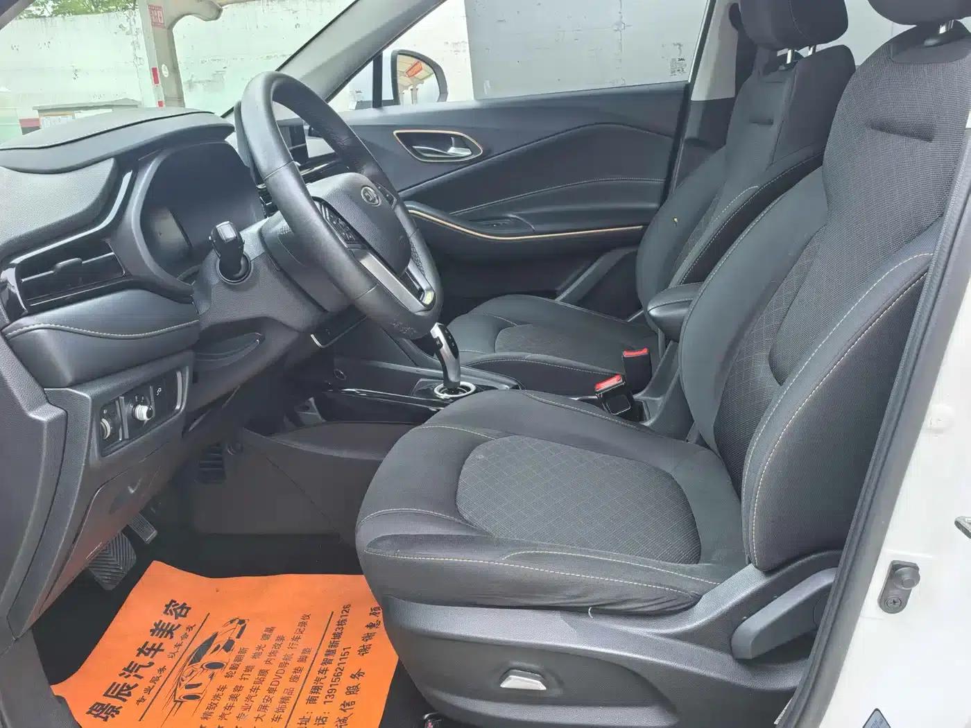 JAC iEVS4 2019 Luxury Edition — миниатюра 10