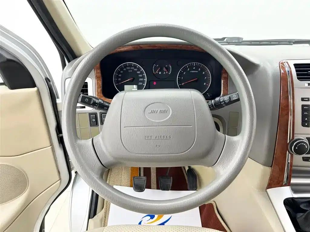 Grace 2010 2.4L-3rd Generation Premium Standard 9-seater 4RB2 — миниатюра 20