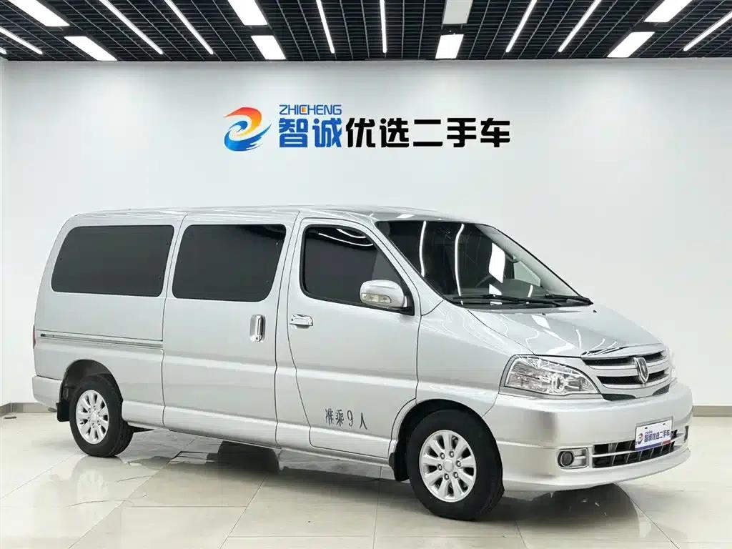 Grace 2010 2.4L-3rd Generation Premium Standard 9-seater 4RB2 — миниатюра 3
