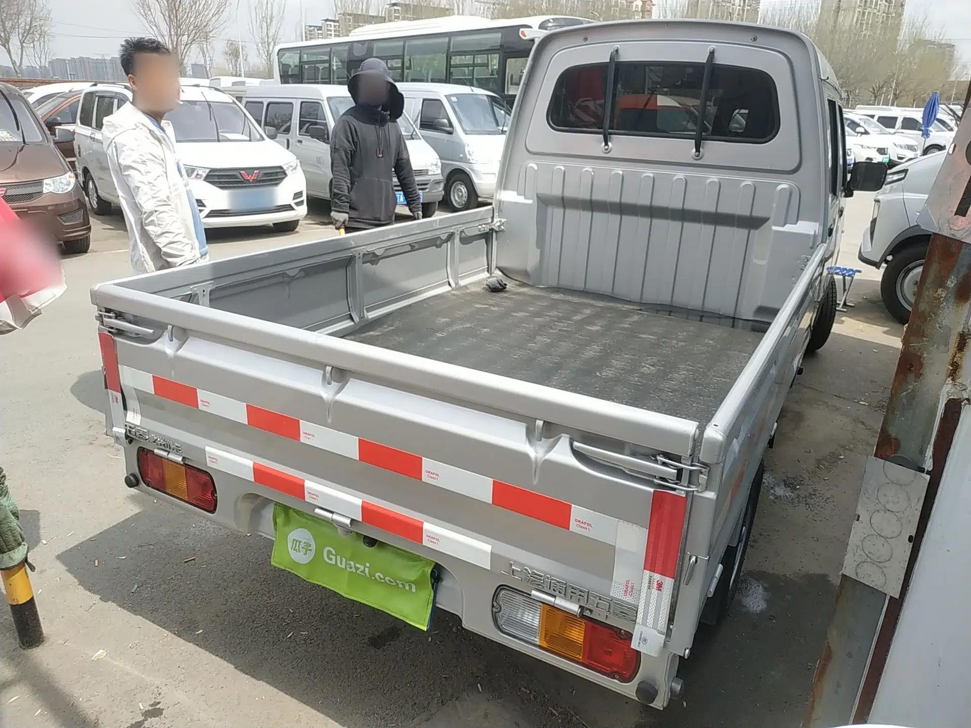 Wuling Zhiguang Small Truck 2023 1.5L Double-Cab LAR — миниатюра 6