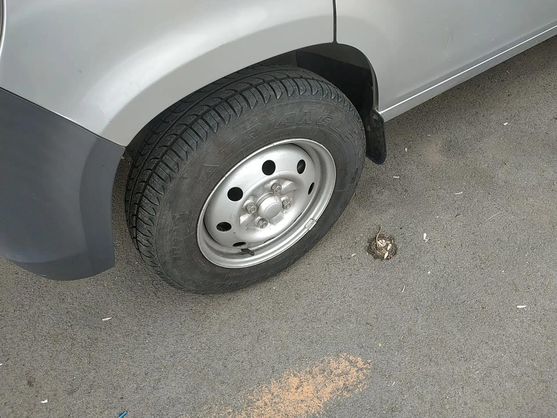 Wuling Zhiguang Small Truck 2023 1.5L Double-Cab LAR — миниатюра 8