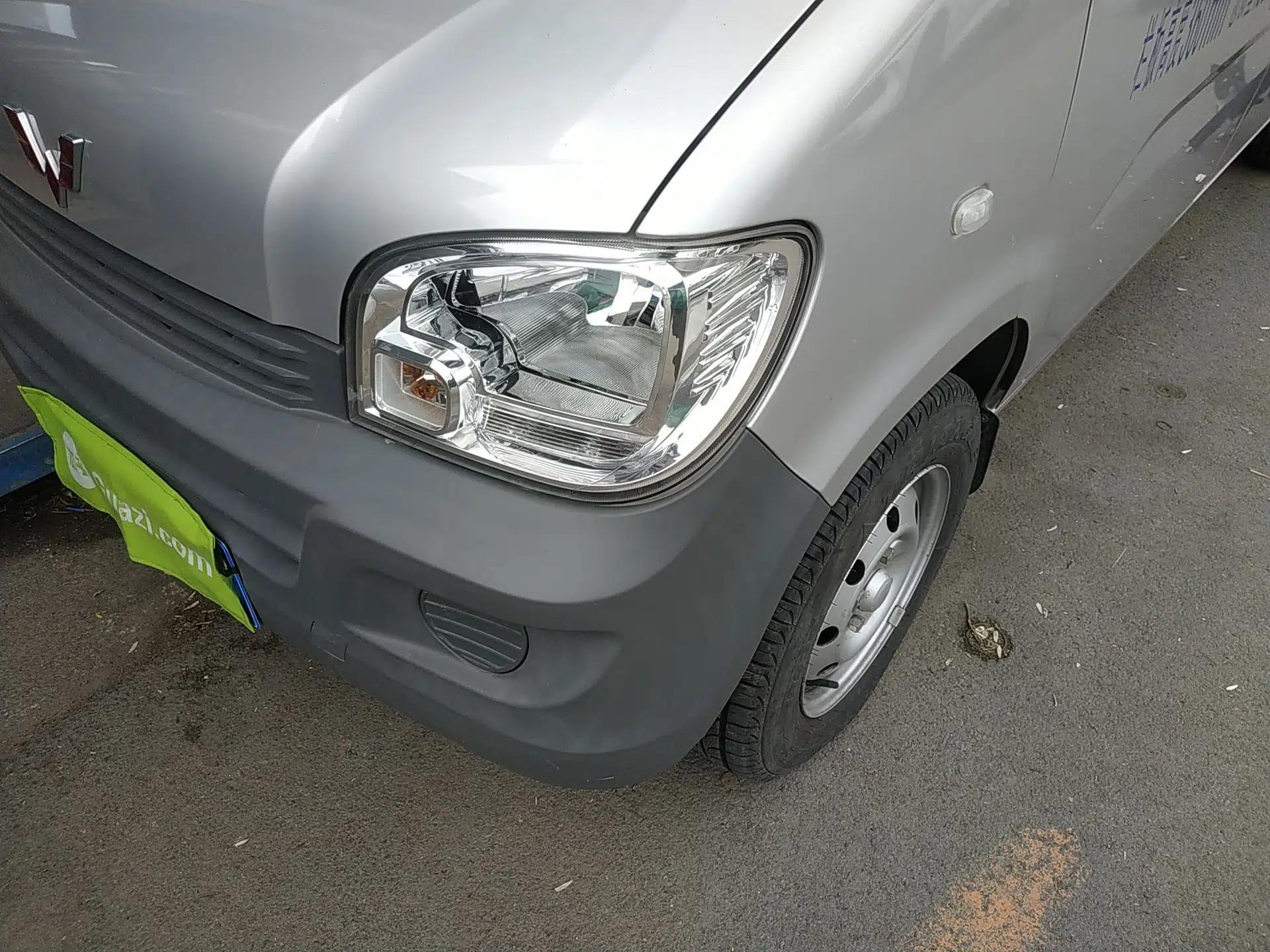 Wuling Zhiguang Small Truck 2023 1.5L Double-Cab LAR — миниатюра 9