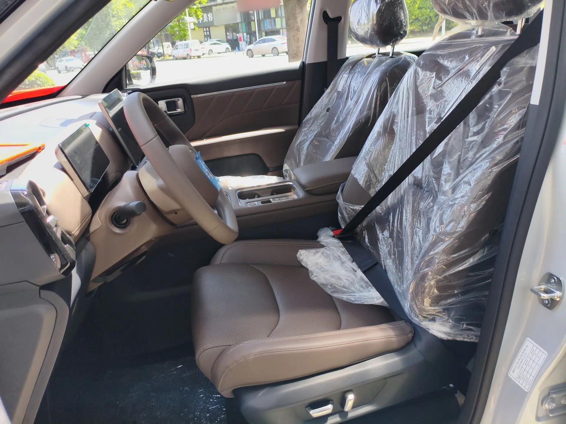 Wuling Starlight 560 2026 1.5T CVT Elite Edition — миниатюра 18