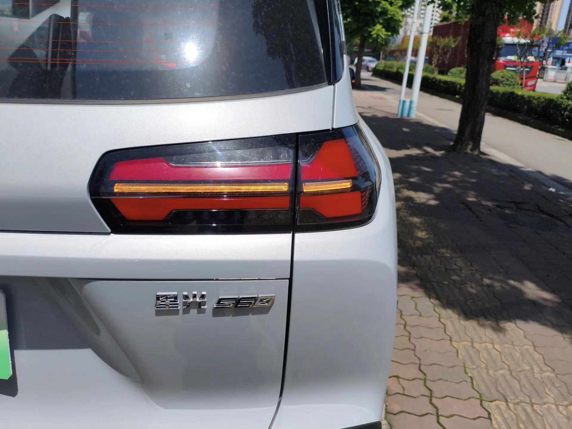 Wuling Starlight 560 2026 1.5T CVT Elite Edition — миниатюра 7