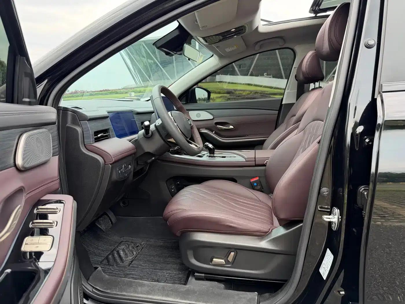 Jetour X90 PRO 2024 2.0T DCT Premium Edition 7-seater — миниатюра 12