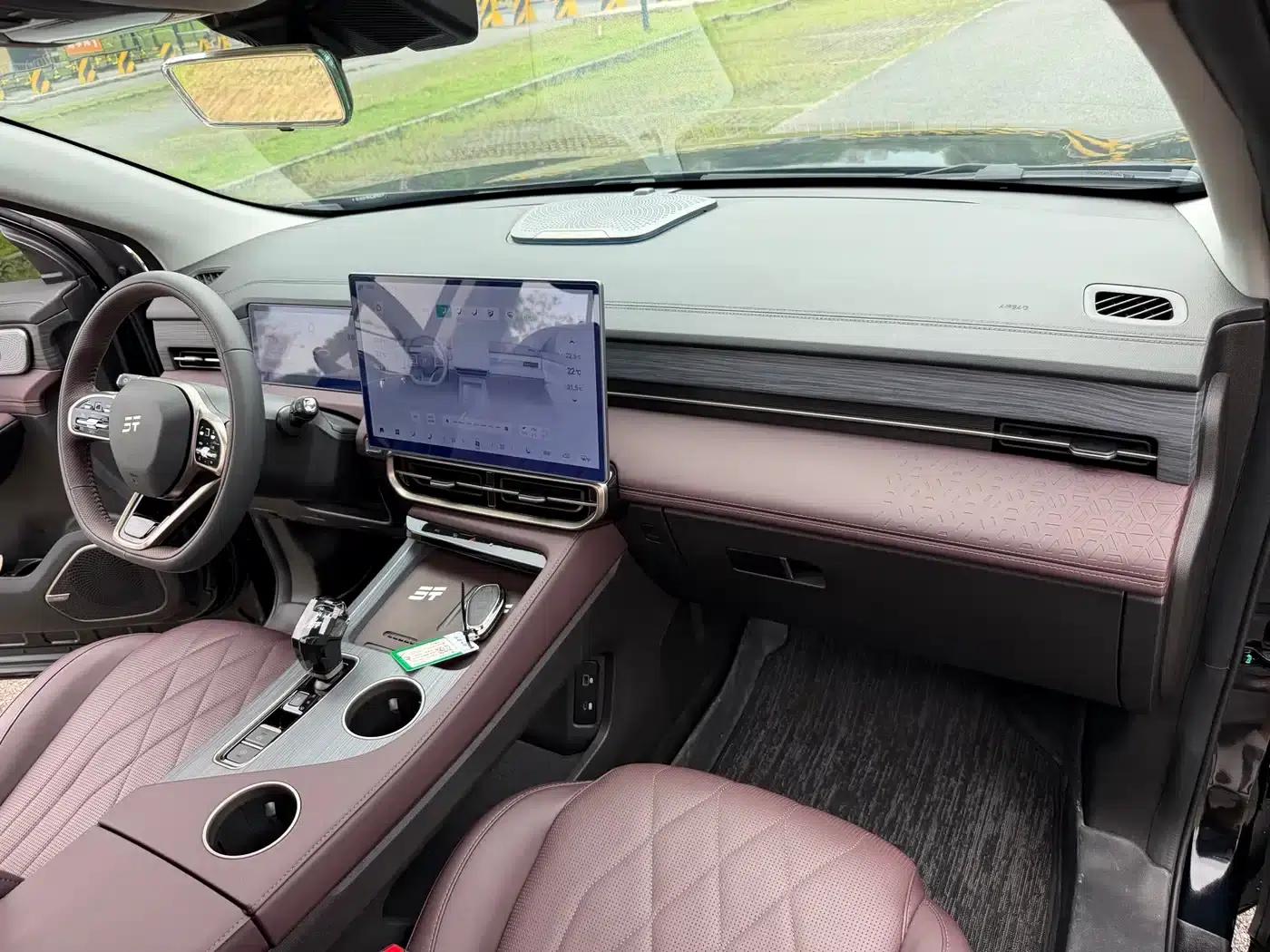 Jetour X90 PRO 2024 2.0T DCT Premium Edition 7-seater — миниатюра 18