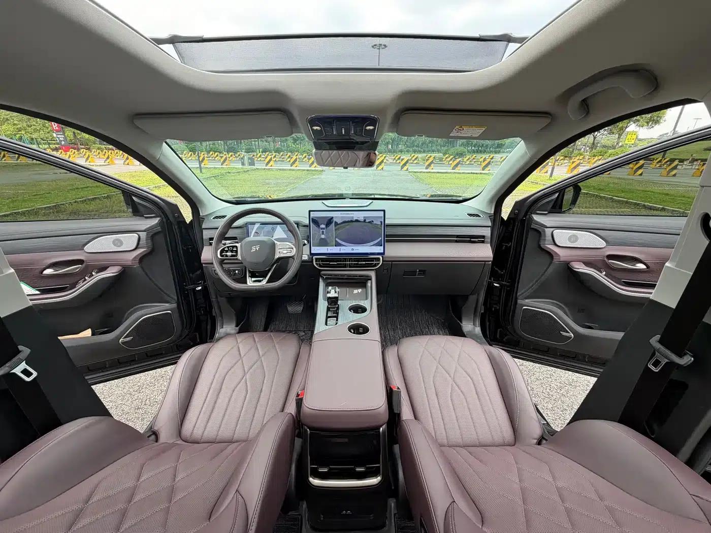Jetour X90 PRO 2024 2.0T DCT Premium Edition 7-seater — миниатюра 26