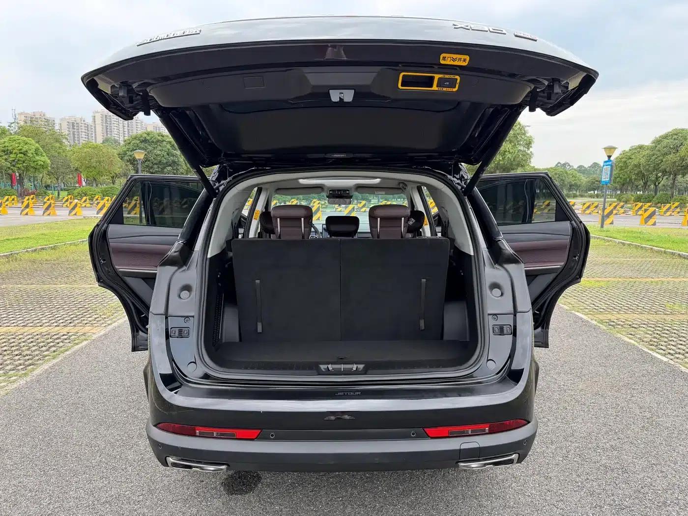 Jetour X90 PRO 2024 2.0T DCT Premium Edition 7-seater — миниатюра 31