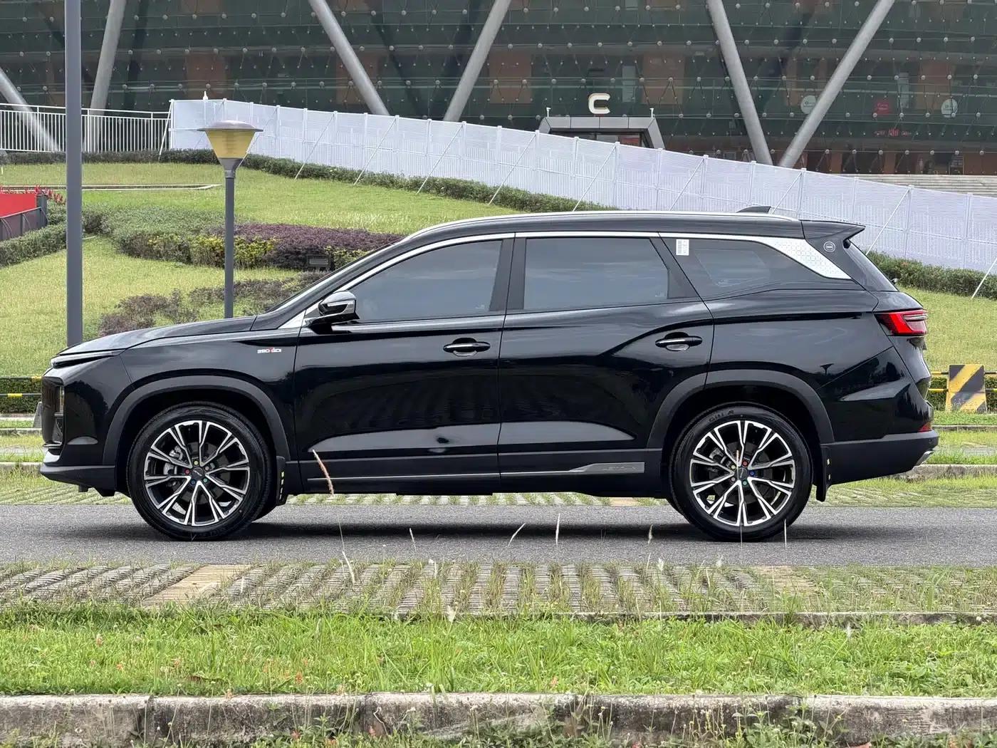 Jetour X90 PRO 2024 2.0T DCT Premium Edition 7-seater — миниатюра 5