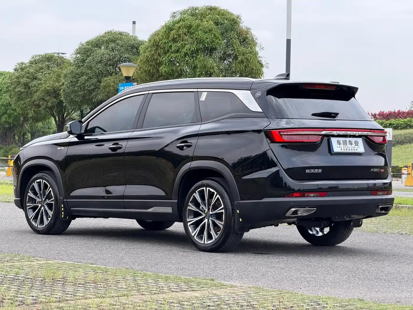Jetour X90 PRO 2024 2.0T DCT Premium Edition 7-seater — миниатюра 6