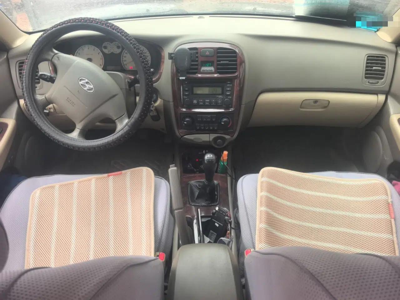 Hyundai MoInca 2009 1.8L Manual Comfort Edition GL — миниатюра 10