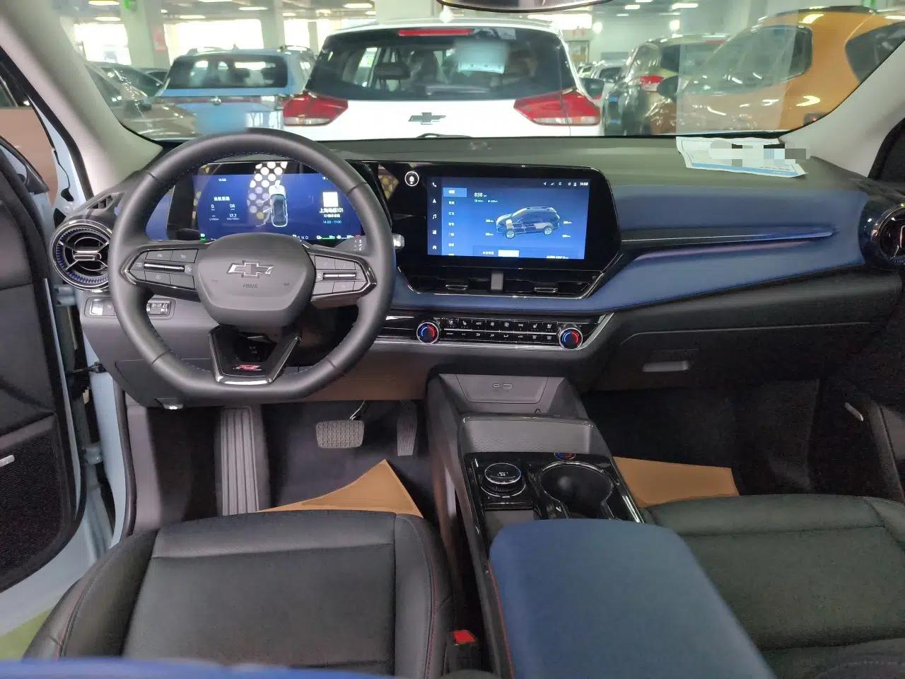 Chevrolet Equinox Plus 2024 102km RS Ultimate Edition — миниатюра 13
