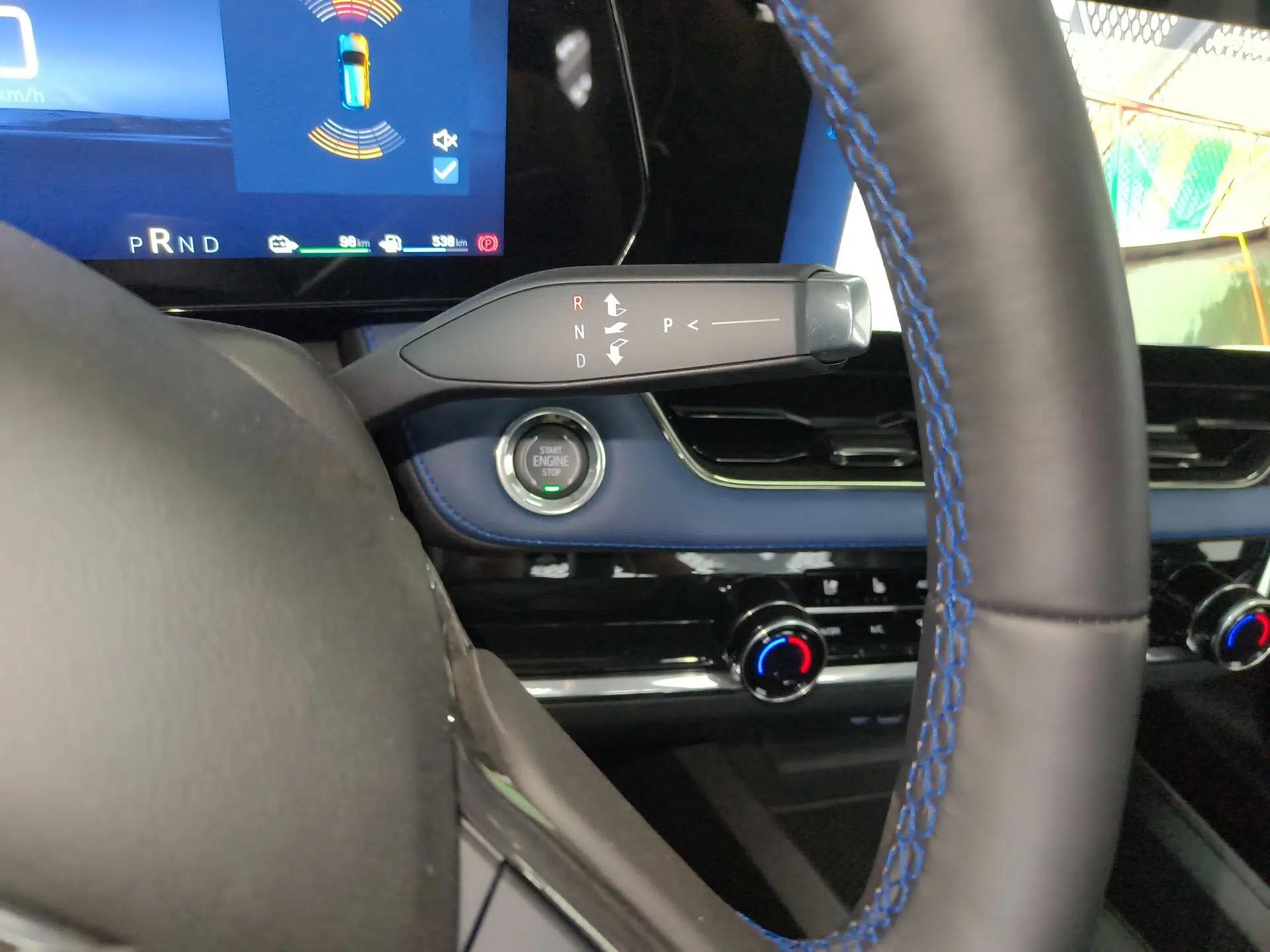 Chevrolet Equinox Plus 2024 102km RS Ultimate Edition — миниатюра 17