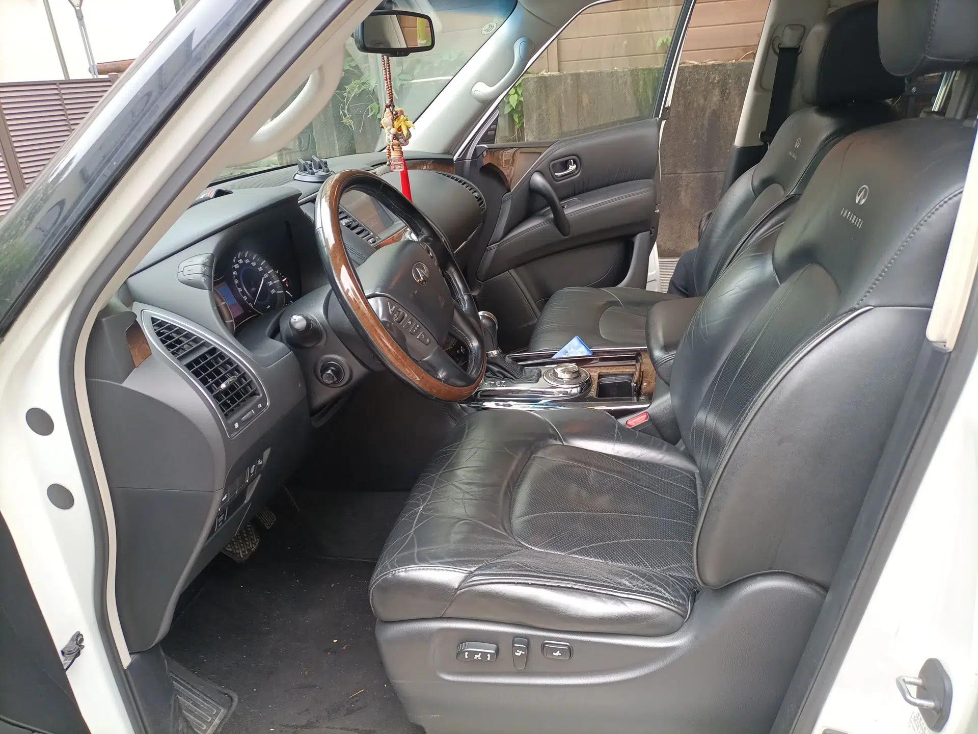 Infiniti QX80 2013 5.6L 4WD — миниатюра 16