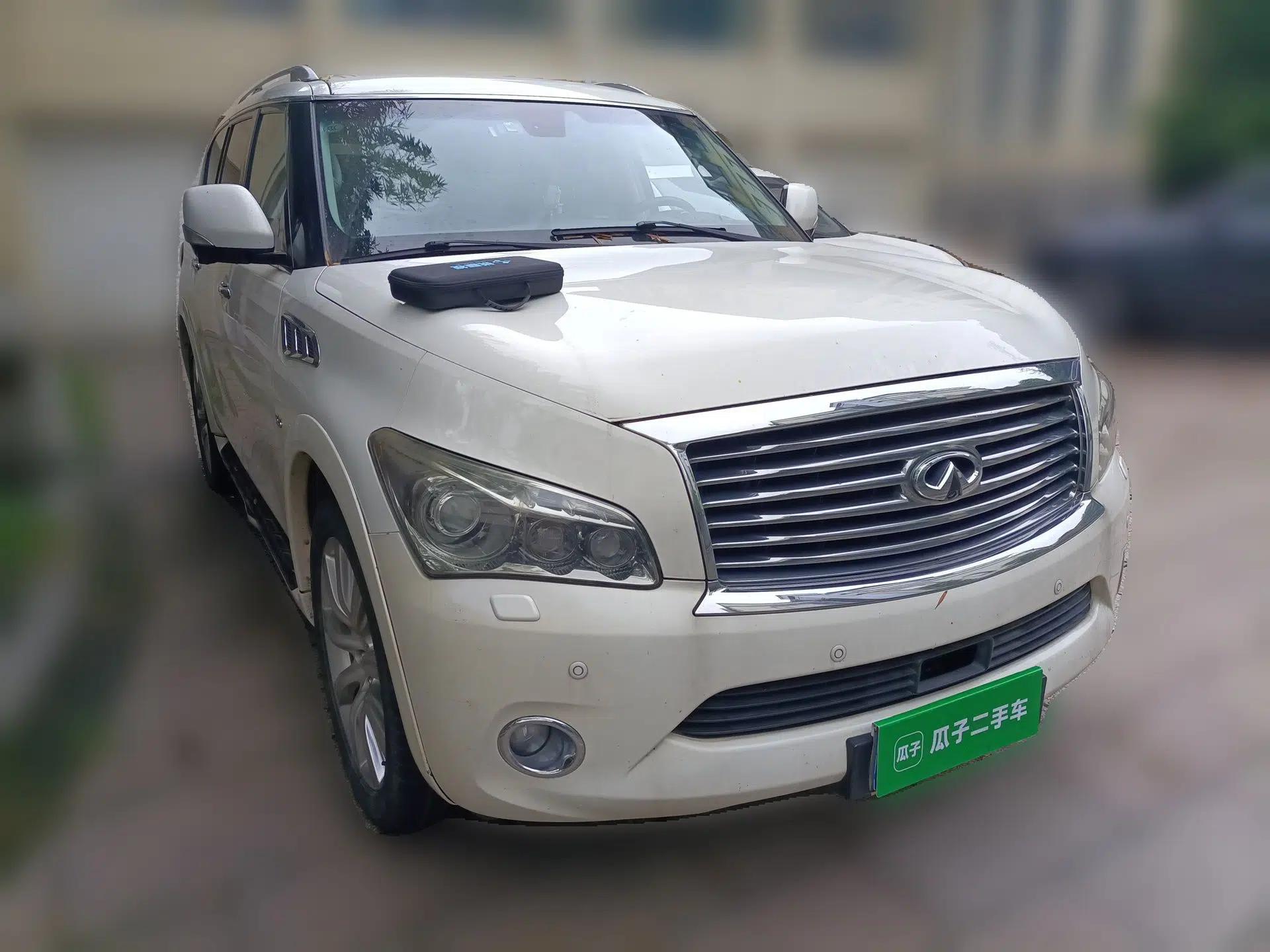 Infiniti QX80 2013 5.6L 4WD — миниатюра 3