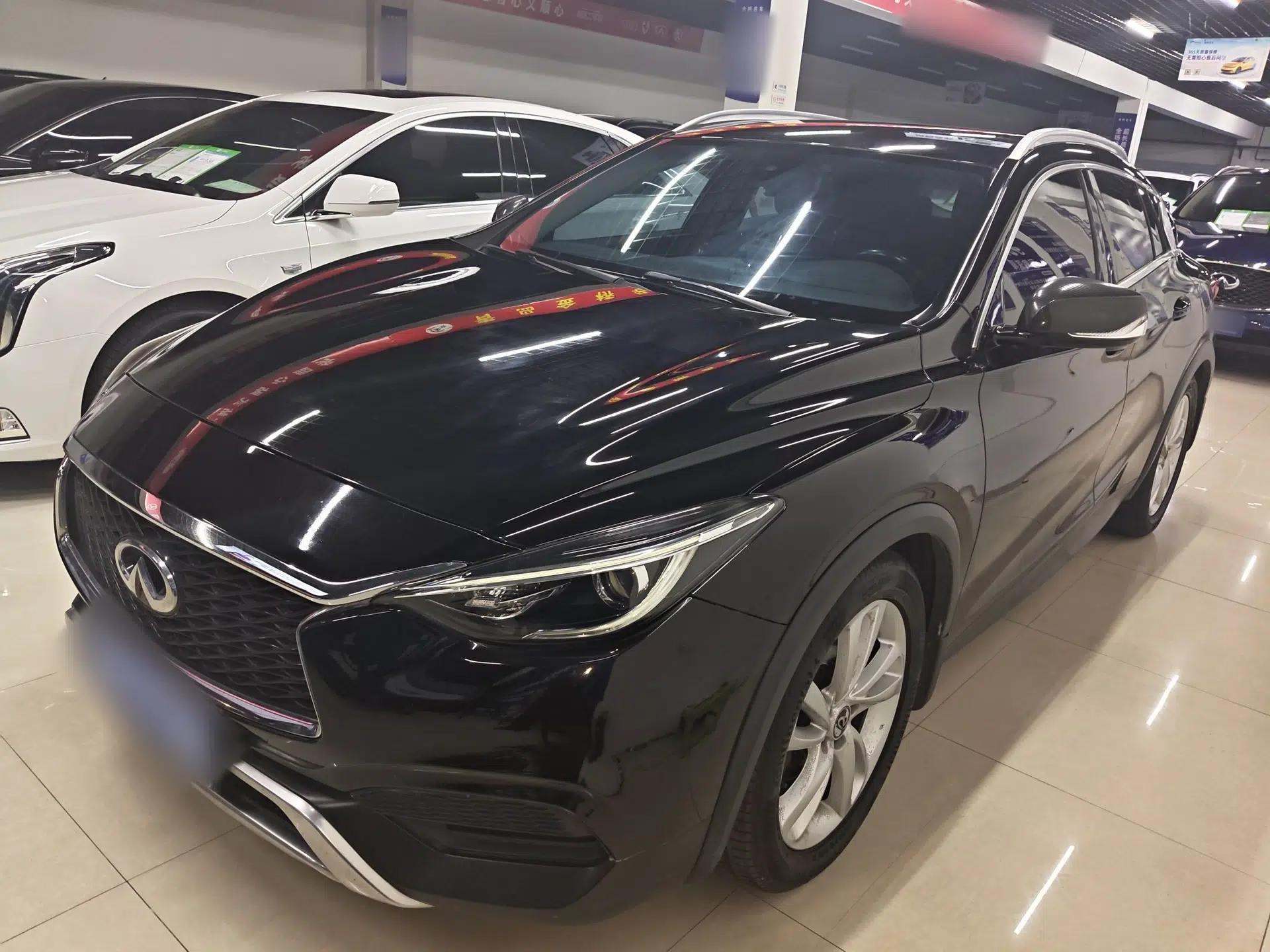 Infiniti QX30 2017 1.6T Two-Wheel Drive Fashion Edition — миниатюра 1