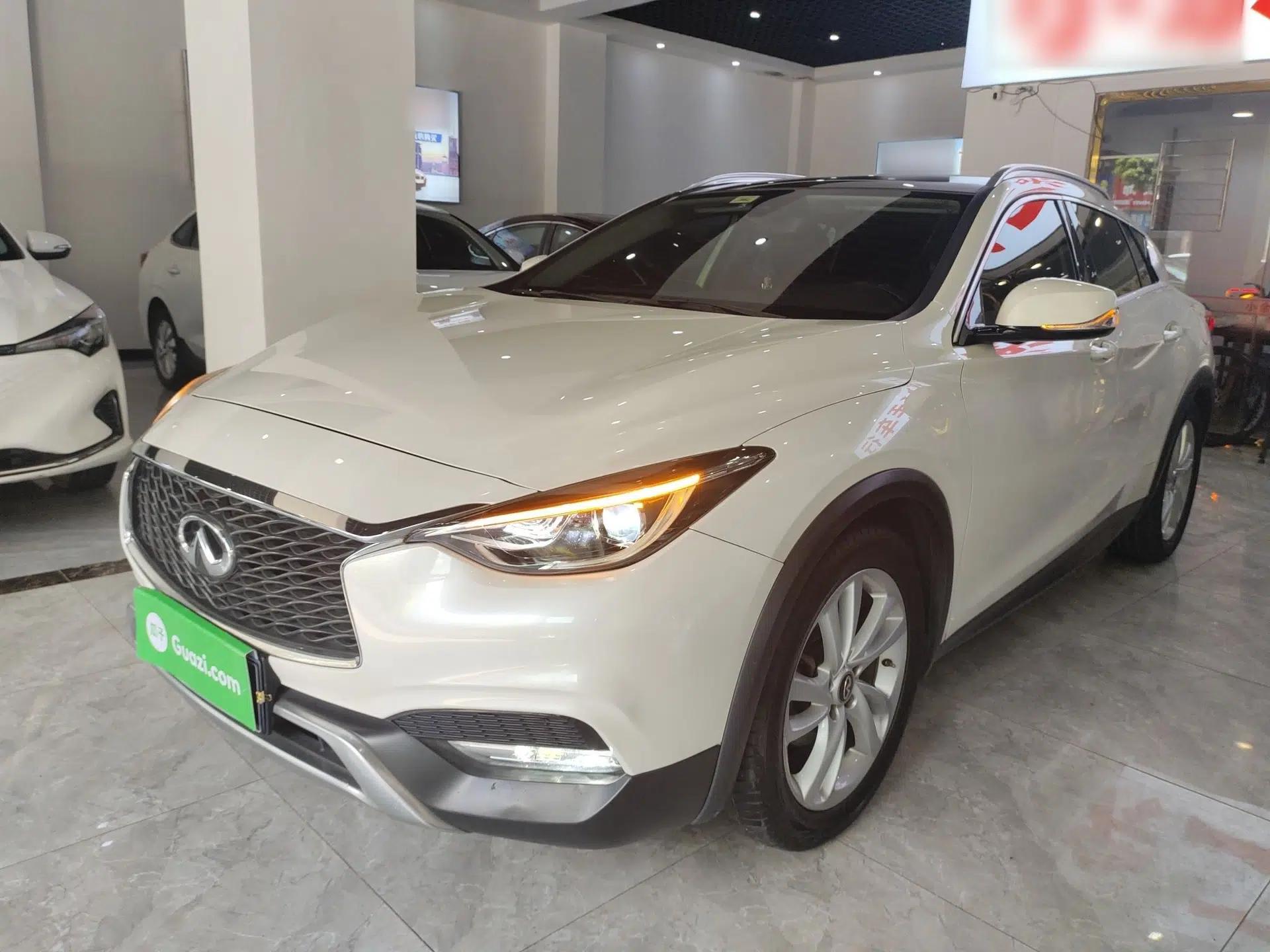 Infiniti QX30 2017 1.6T Two-Wheel-Drive Sport Edition — миниатюра 1