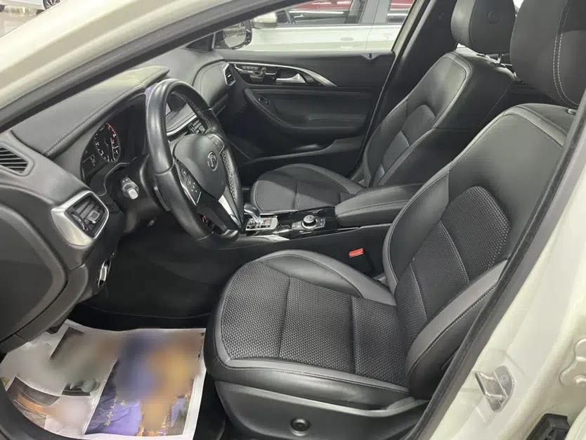 Infiniti QX30 2018 1.6T Two-Wheel Drive Sport Edition — миниатюра 13