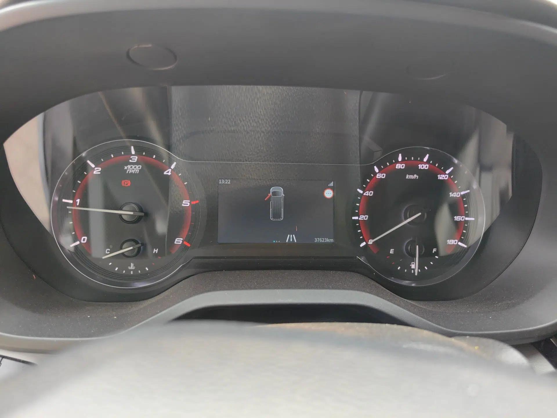 Iveco Fidato 2023 C30 Passenger Van 2.0T 93kW Manual Transmission Xingtu Edition Low Roof — миниатюра 12